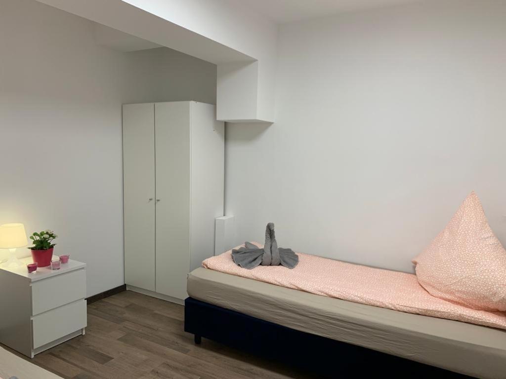 Lovely Share Apartment Aachener Weiher โคโลญ ภายนอก รูปภาพ