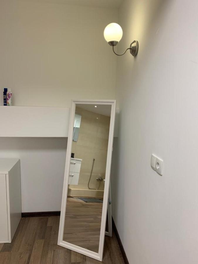 Lovely Share Apartment Aachener Weiher โคโลญ ภายนอก รูปภาพ